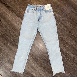 Abercrombie & Fitch NWT Straight Leg Jeans Curve Love Skinny